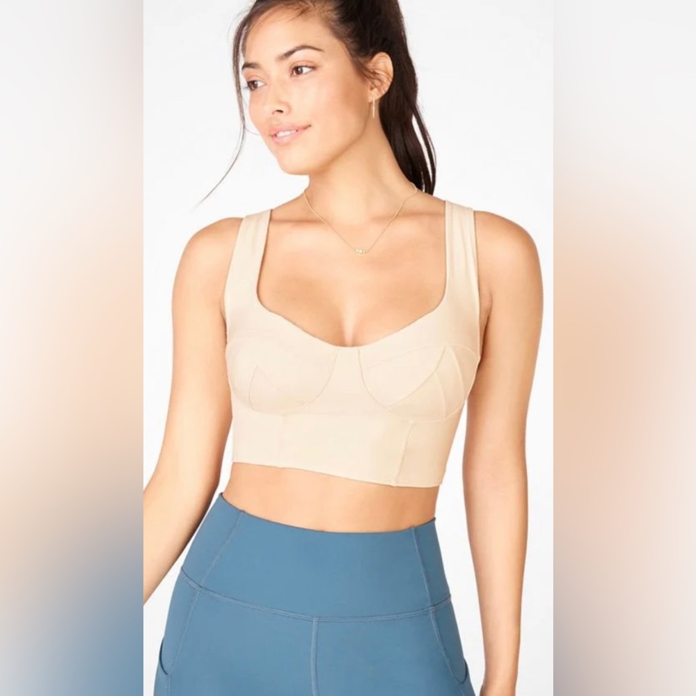 Charolette Low Impact Sports Bra Fabletics size M